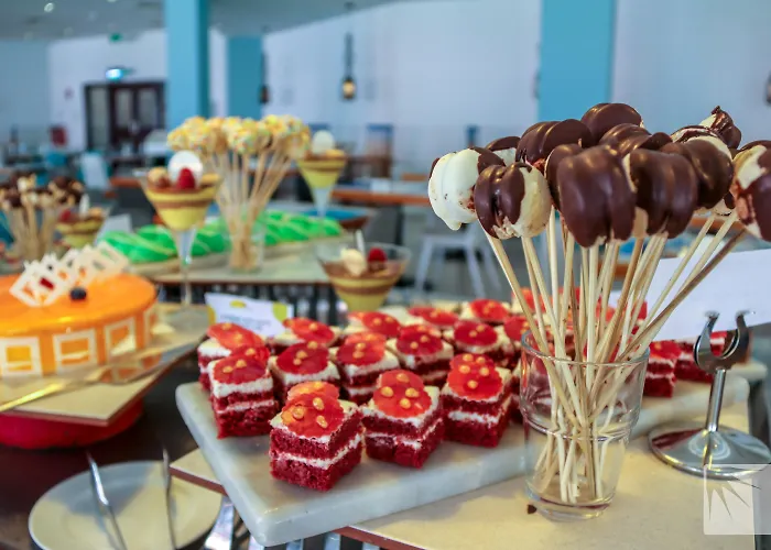 Bm Beach Resort Hamra